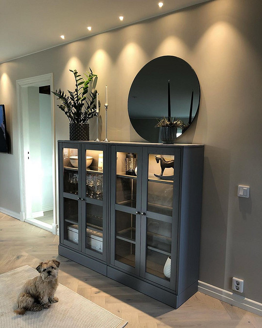 ІКЕА: озеленення дому Стелажі ІКЕА для вертикального озеленення та затишку в інтер'єрі.