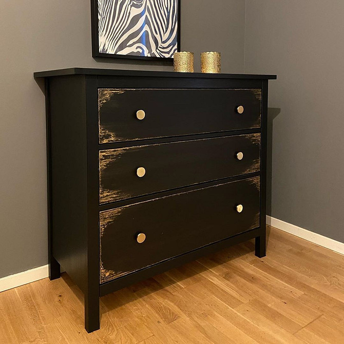 Хемнэс: Омбре ефект Омбре комод Хемнэс: плавний перехід кольорів після фарбування, стильний ефект.