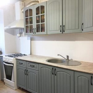 Оновлення кухні без ремонту: покрокова інструкція та поради — Фарбування кухонних фасадів