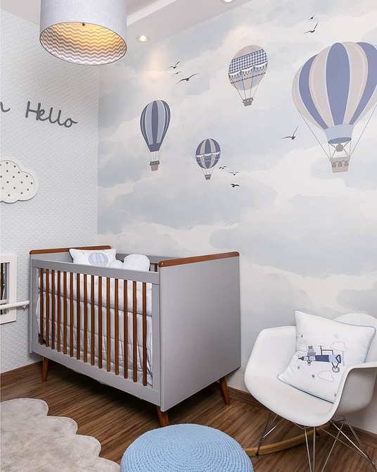 Фарбування дитячого ліжечка акриловою фарбою: безпечна інструкція для батьків.