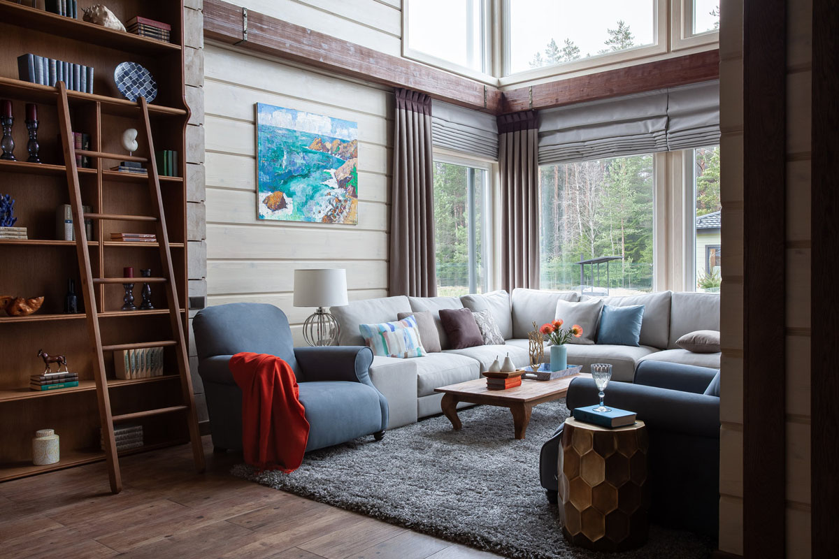 Класичний дизайн інтер'єру будинку з бруса: елегантність та традиційні елементи декору у 2026.