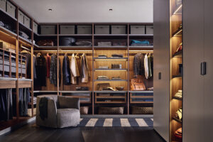 Як створити гармонійну гардеробну: поради експертів у 2026 році — Гардеробні системи