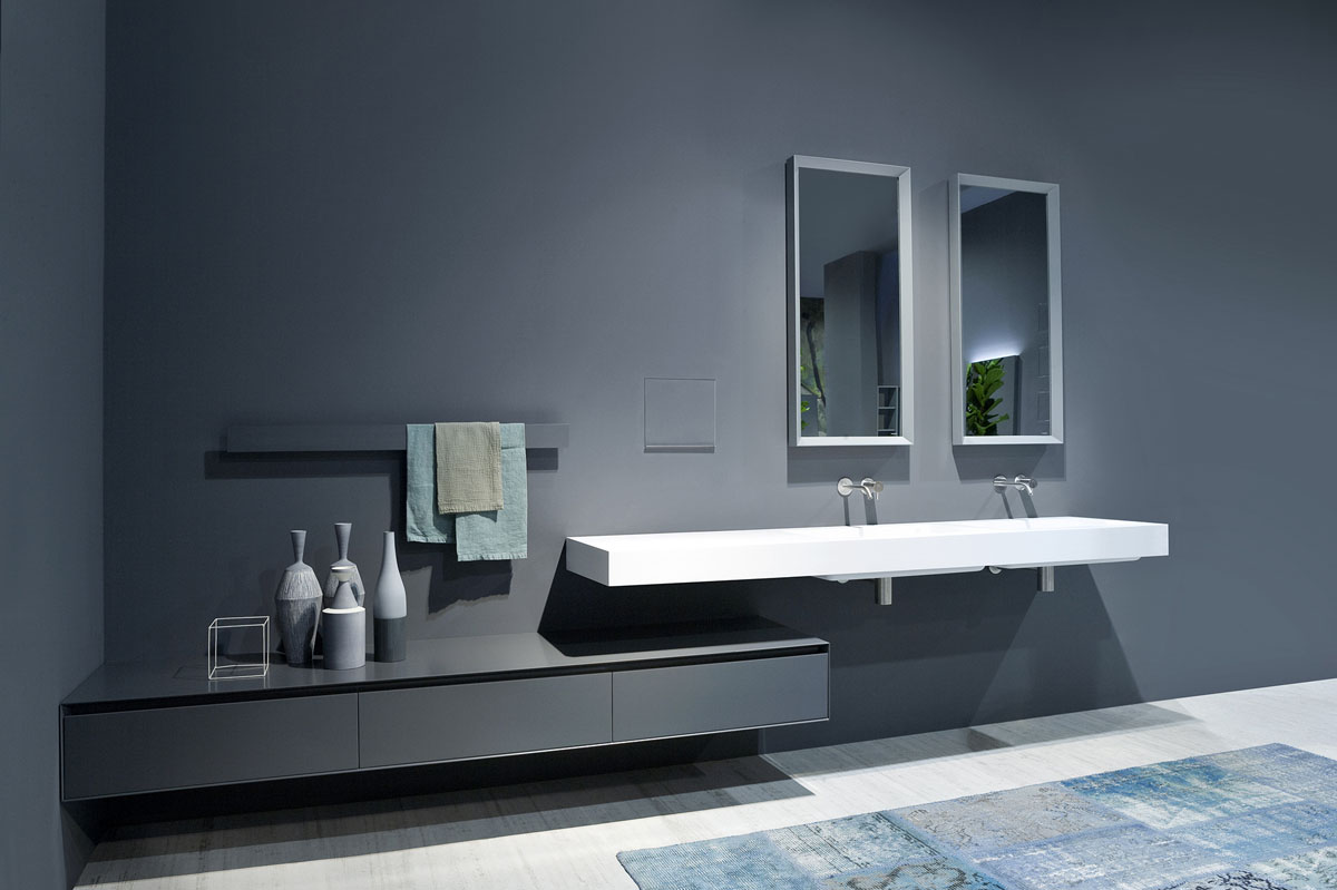 Ефективне зберігання у ванній: приклади організації простору для затишку та комфорту