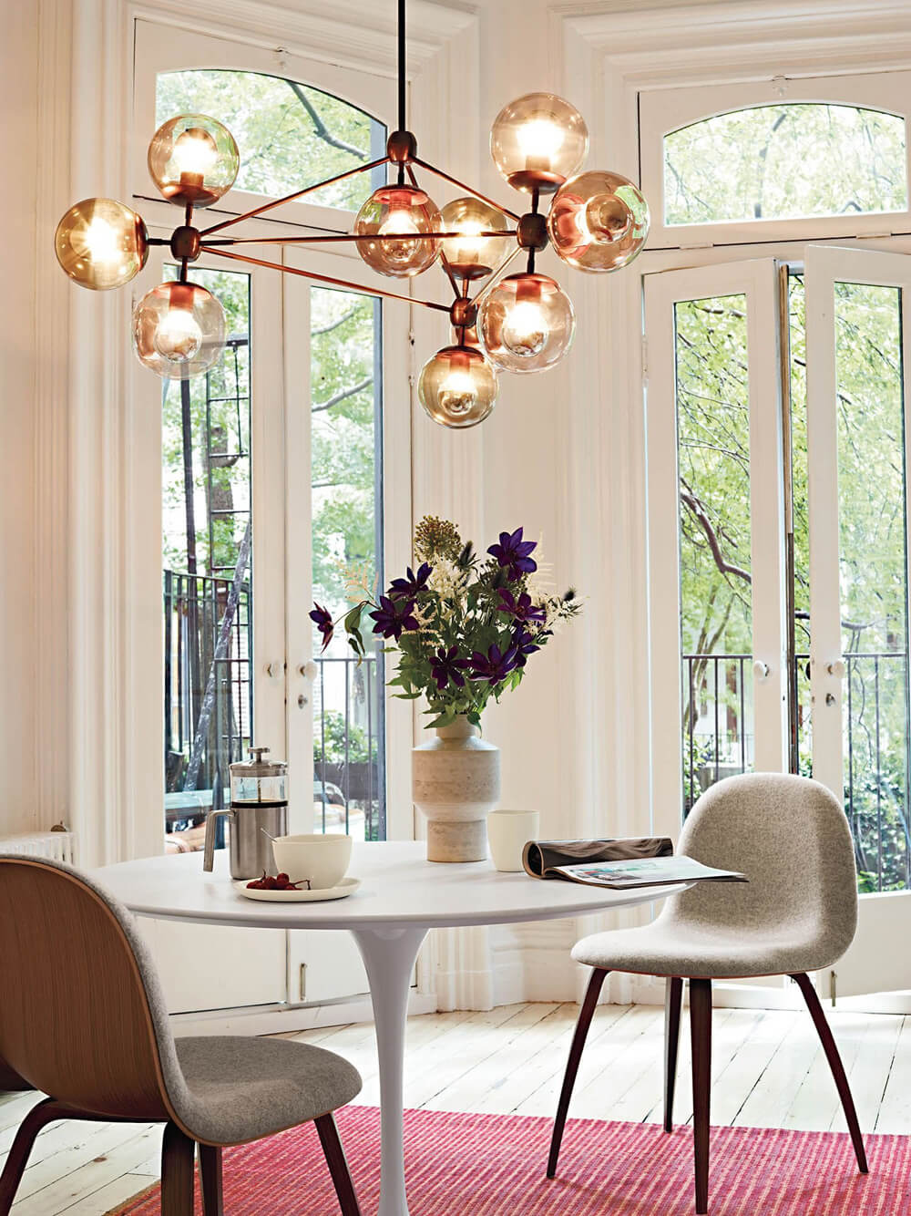 План освітлення: різні зони та світильники для створення сценаріїв освітлення.