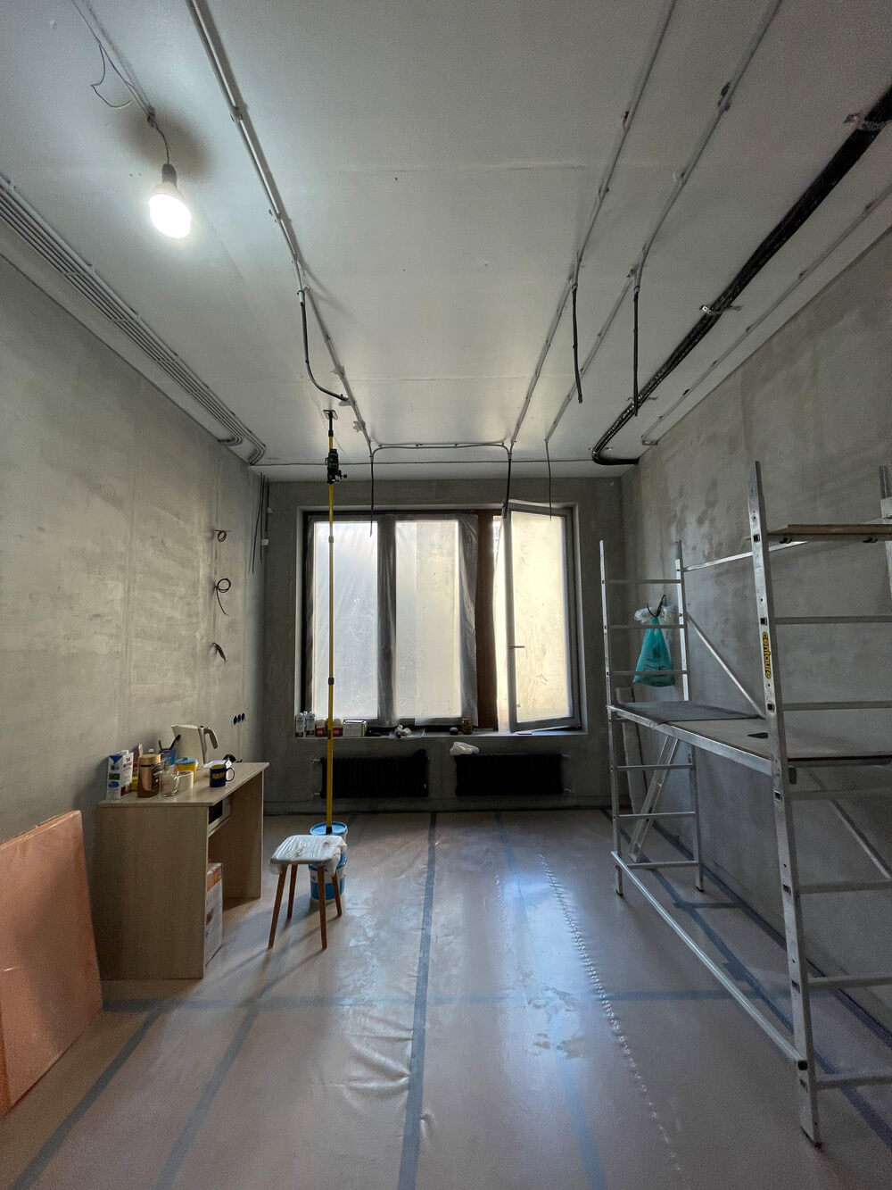 Поради з безпечної електропроводки: заземлення, захист від перевантажень та використання ПЗВ.