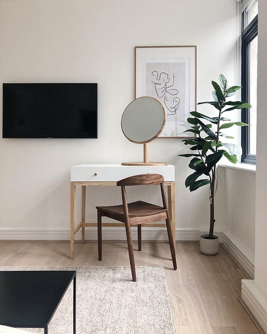 Організація простору на туалетному столику своїми руками для зручності.