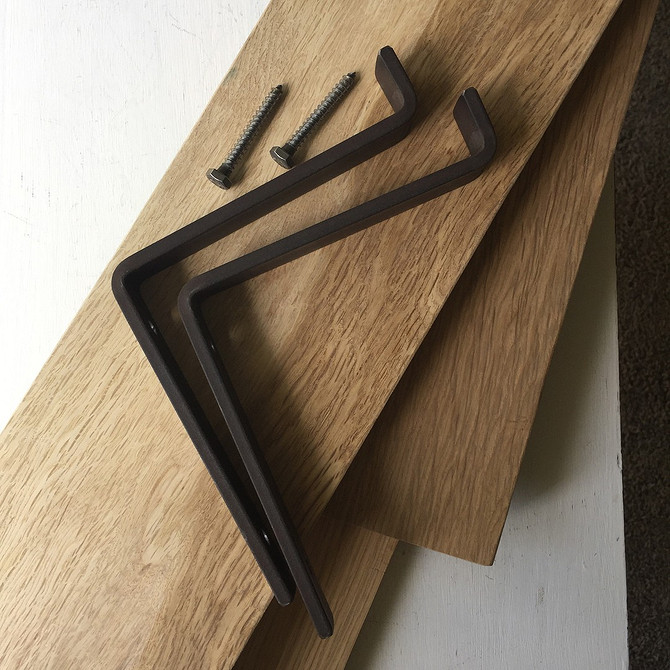 Створення затишку з туалетним столиком: чотири покрокові ідеї для вашого дому.