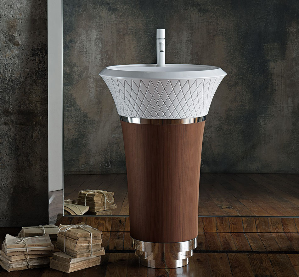 Раковина для малої ванної Компактна раковина для маленької ванної кімнати білого кольору, економія простору.