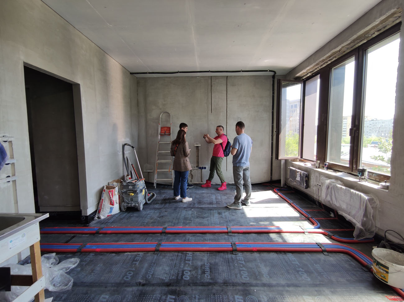 Дизайн-проєкт в ремонті Дизайн-проєкт квартири: вибір будівельної бригади для реалізації сучасного інтер'єру