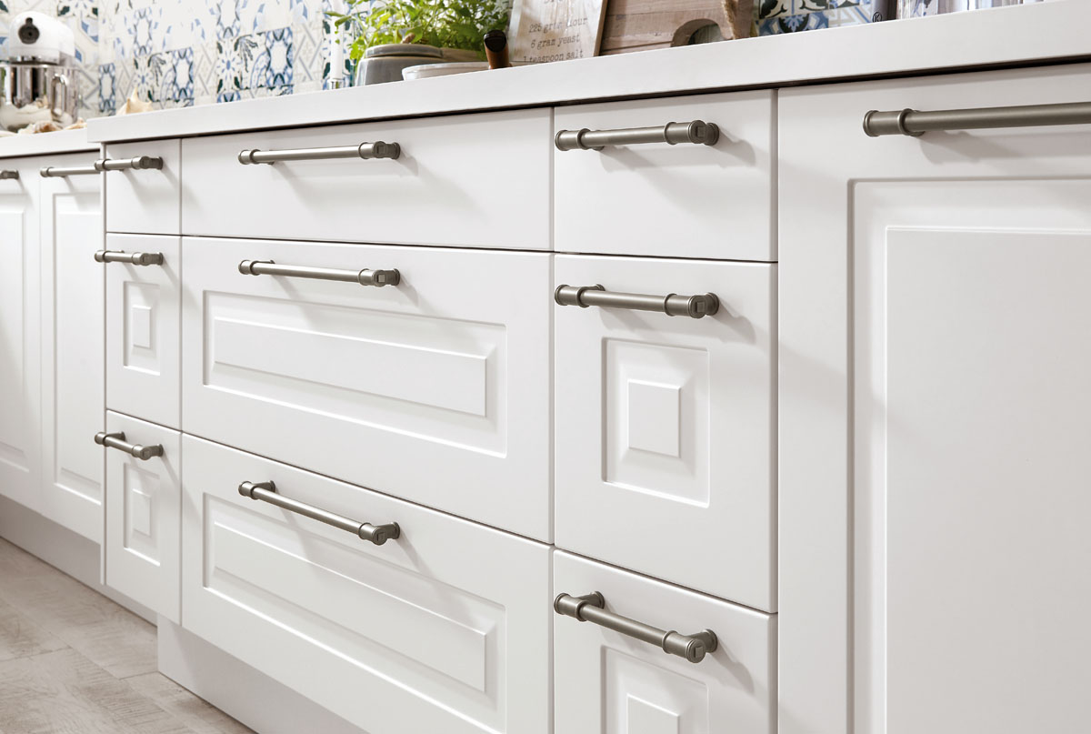Сучасні кухонні ручки 2026: вибір стилю та матеріалів для ідеального вигляду вашої кухні