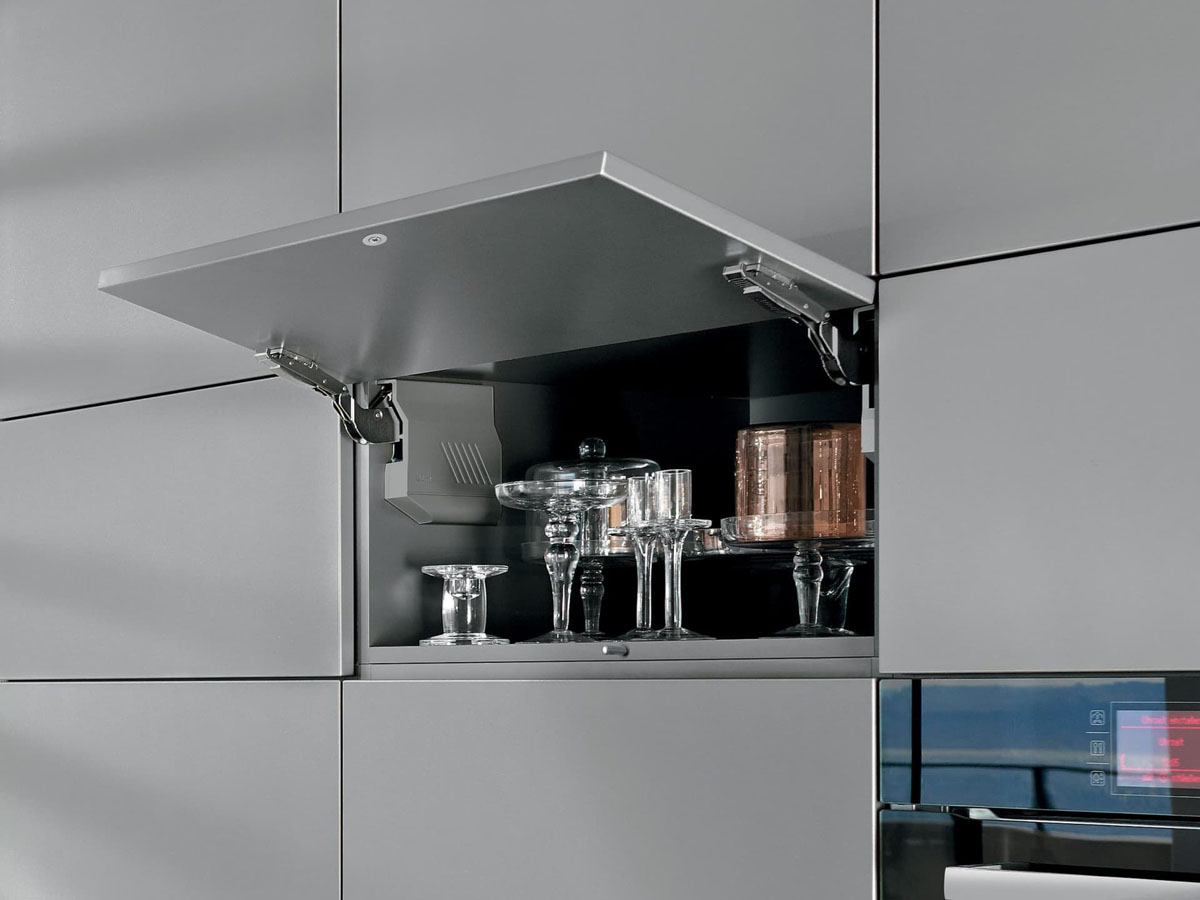 Елегантна кухонна фурнітура: вишукані ручки та якісні механізми для комфорту та стилю