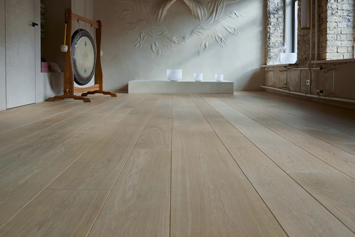 Відмінності дощок Відмінності між паркетною, масивною та інженерною дошкою для дерев'яної підлоги в домі 2026.