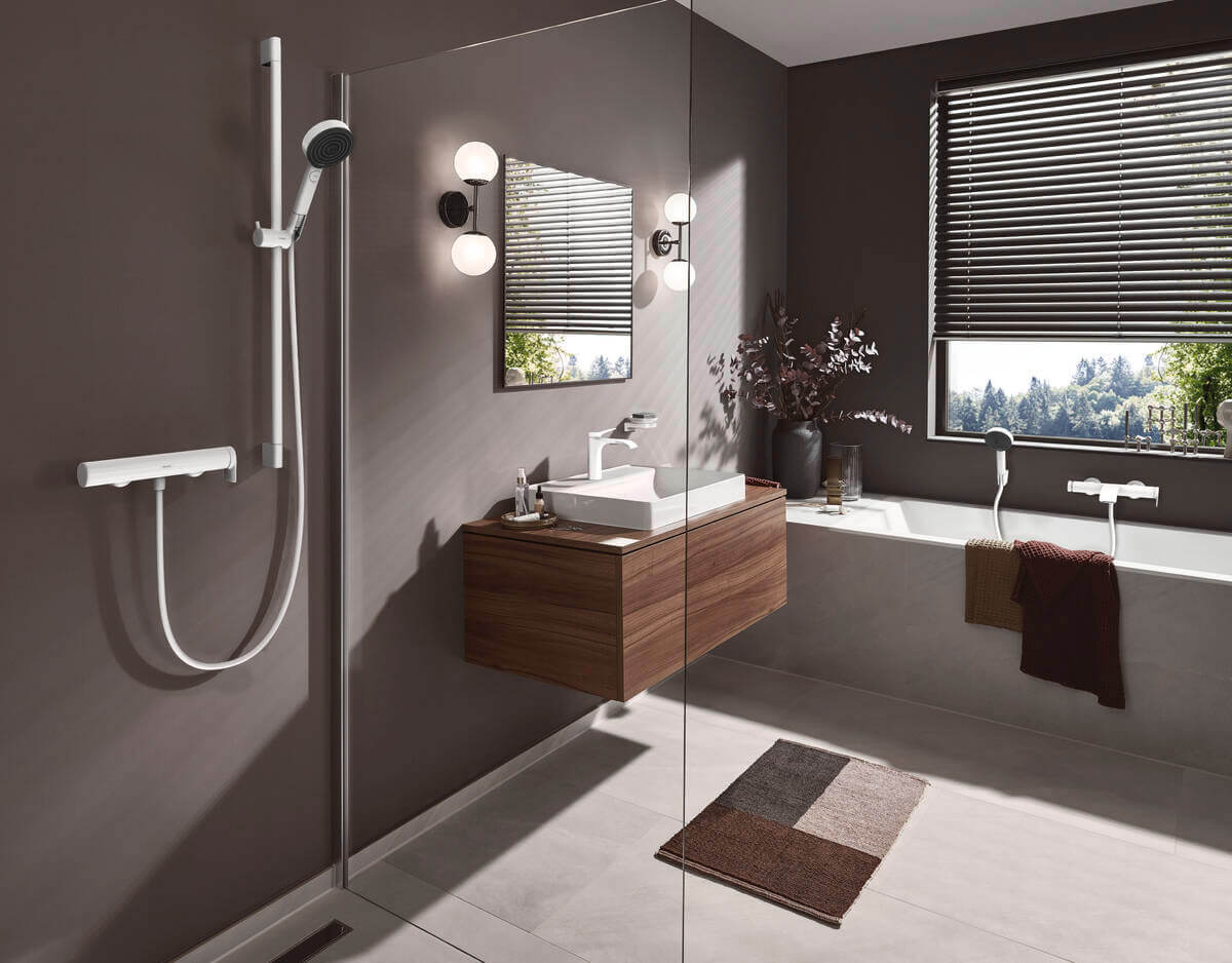 Сучасний дизайн ванної кімнати з фарбованими стінами: поради та вибір кольору.