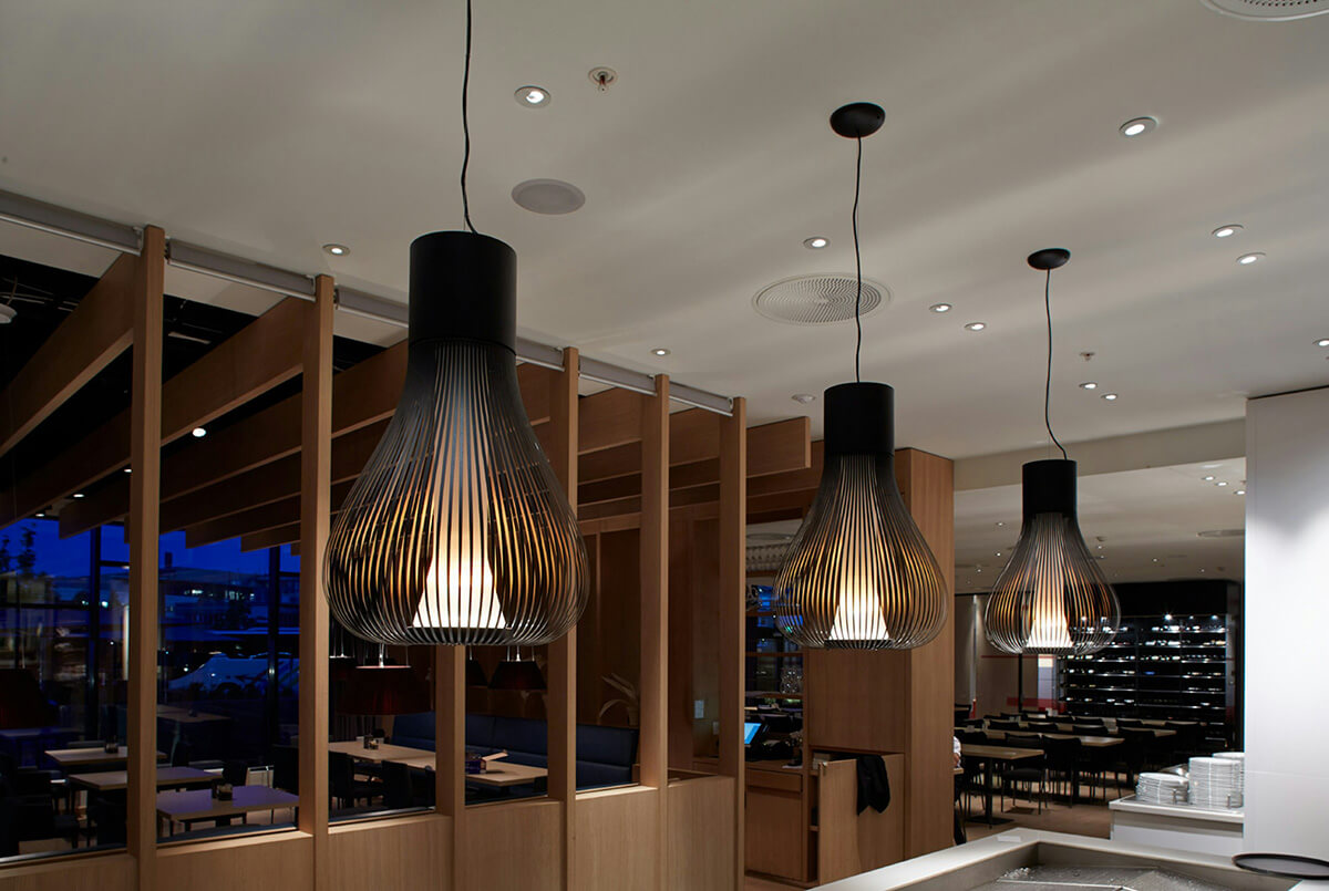 Світловий дизайн 2026 Різноманітні типи освітлення для створення правильних сценаріїв у житловому інтер'єрі 2026.