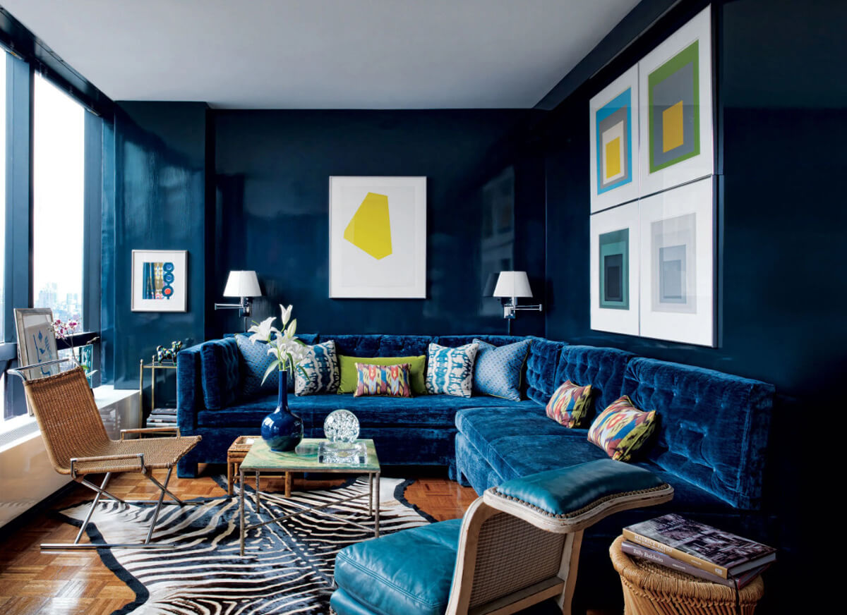 Сіро-жовта дитяча: ігрова зона з жовтими акцентами на сірому фоні.