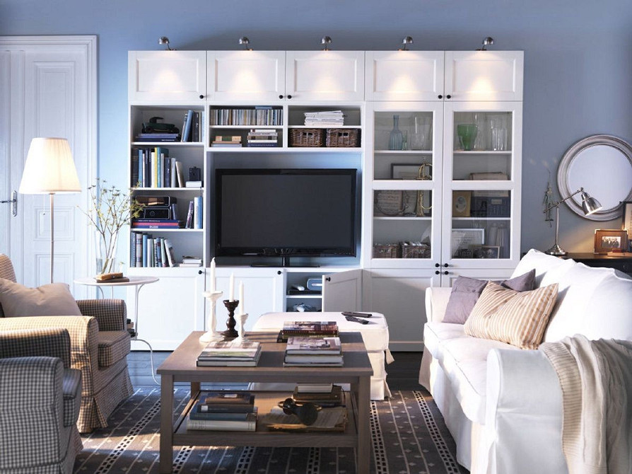 BESTA: Бібліотека в Домі BESTA від IKEA для стильної бібліотеки у вітальні: зберігання книг та декору.