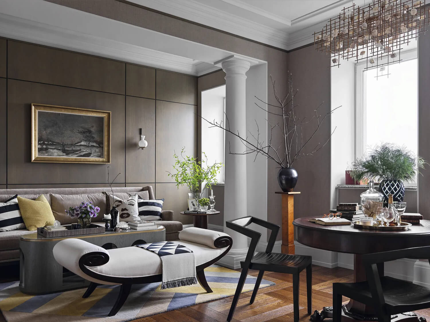 Функціональність і стиль Функціональний та стильний дизайн інтер'єру двокімнатної квартири для невеликого простору.