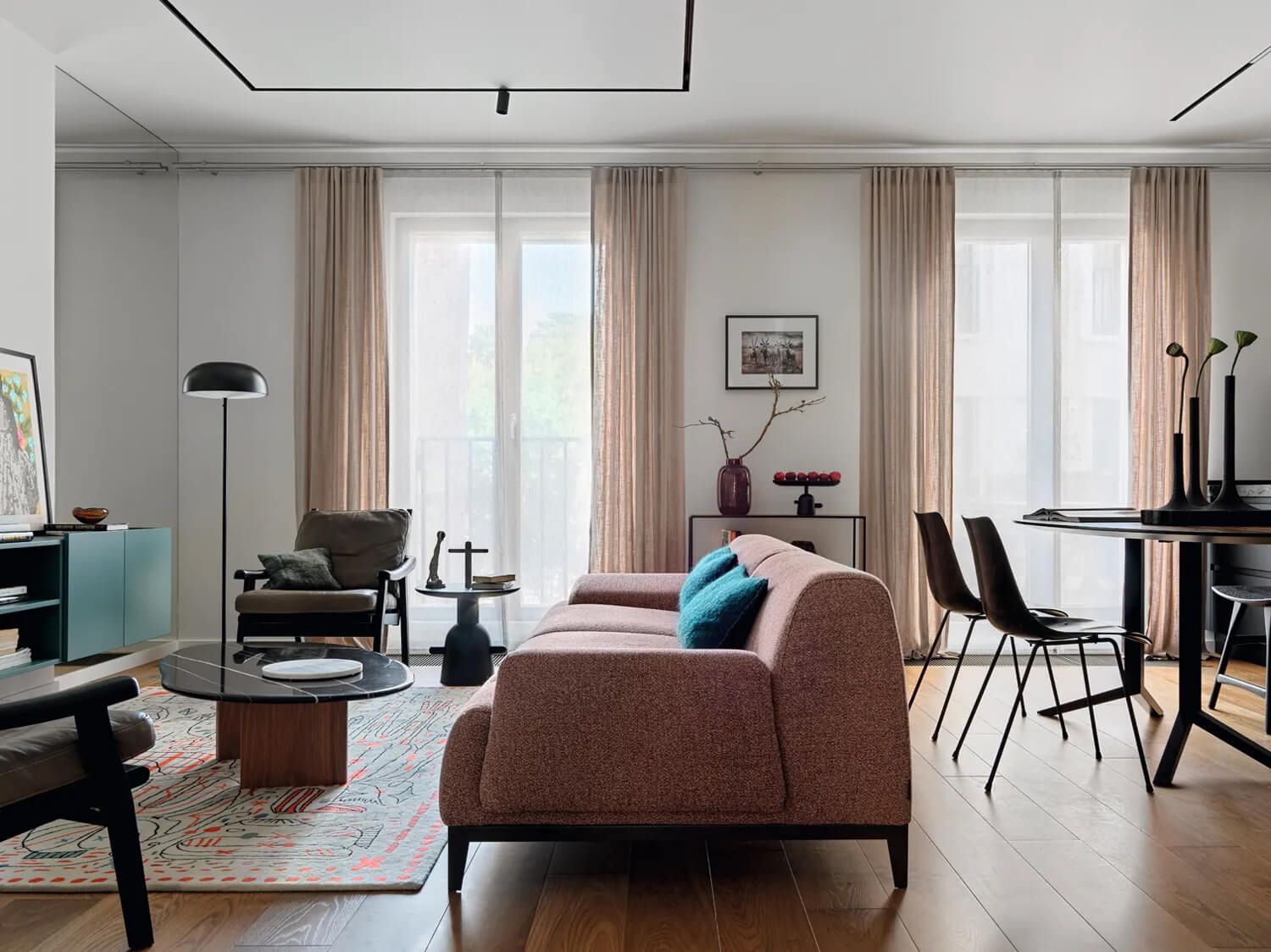 Тенденції дизайну Сучасні тенденції в дизайні та зонування простору двокімнатної квартири.