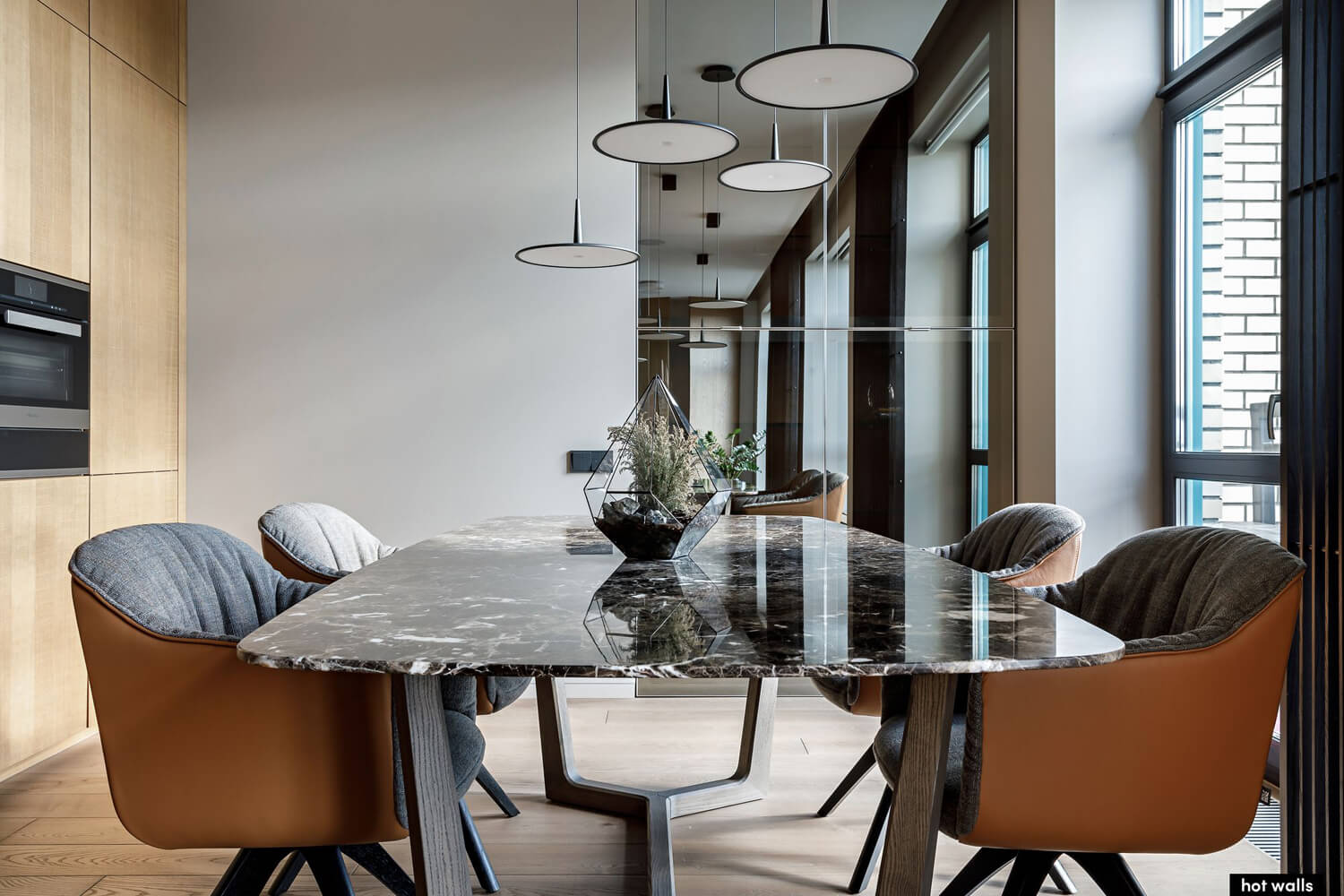 Світлий мінімалізм в інтер'єрі Світлий дизайн двокімнатної квартири 2026 з дерев'яними елементами в стилі мінімалізм