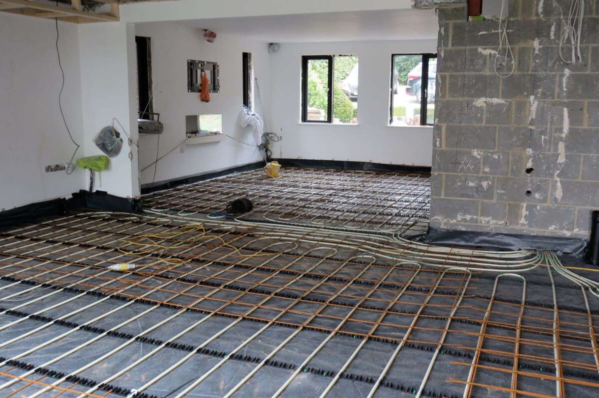 Електрична тепла підлога 2026: зручне та швидке встановлення для комфорту.