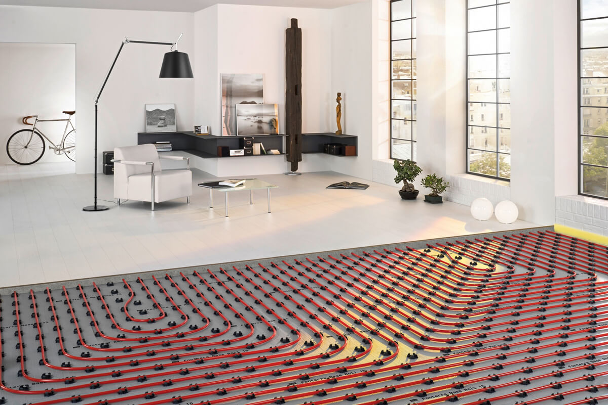 Водяна та електрична тепла підлога: порівняння переваг та недоліків систем.