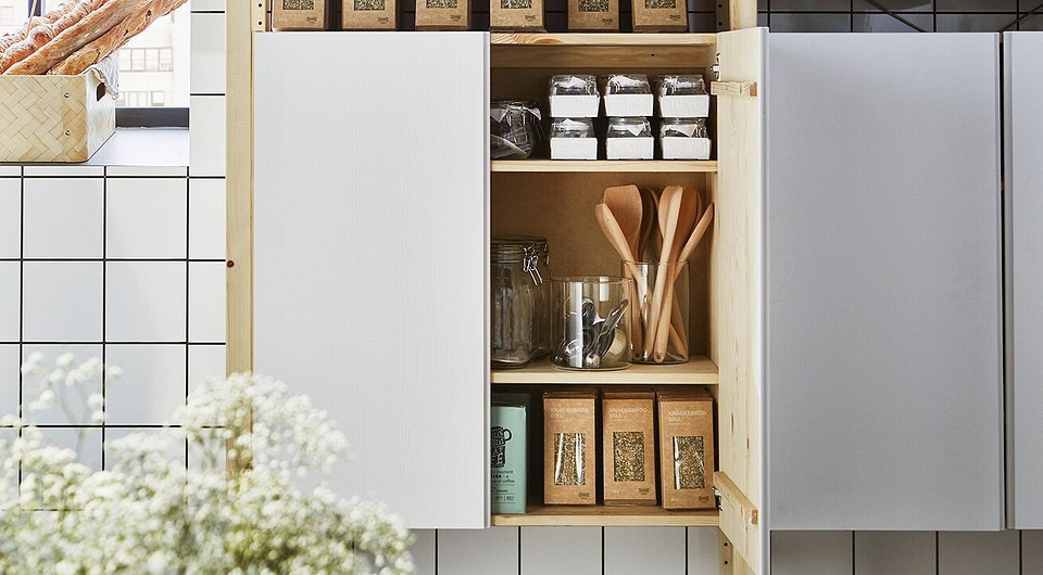 Переробка комода Івар: ідеї декору для бюджетного оновлення меблів IKEA.