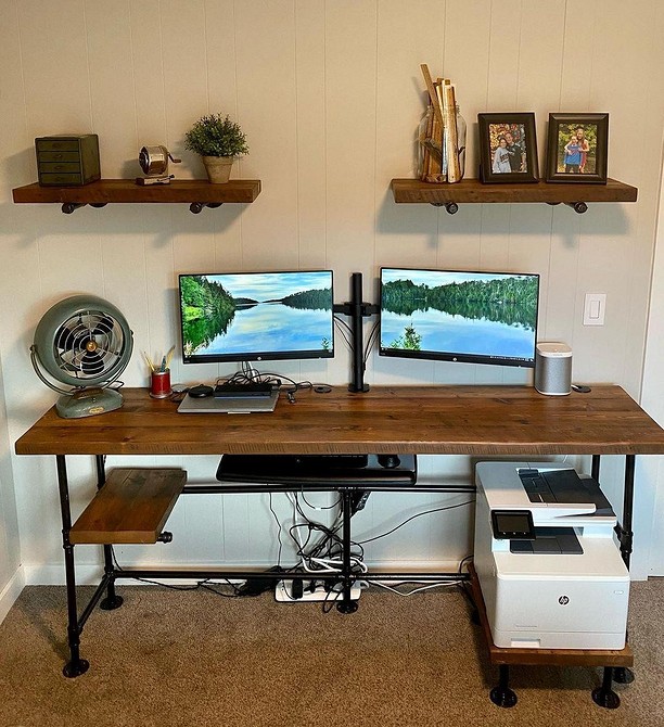 DIY полиця з труб Оригінальна полиця з водопровідних труб – стильний елемент DIY декору для дому.