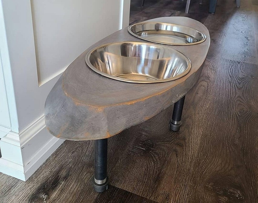 Барний стілець з міцних водопровідних труб: меблі для кухні своїми руками у 2026.