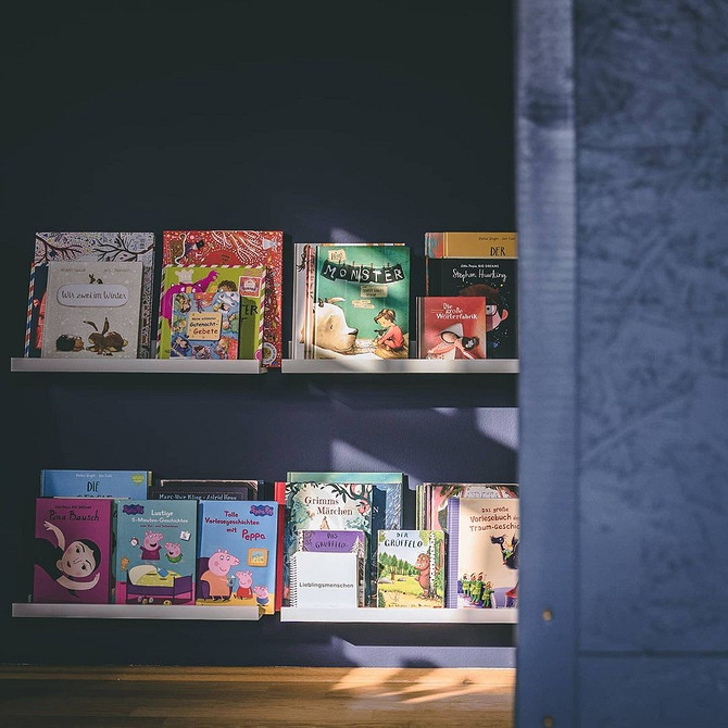 Організація з IKEA Організація простору: креативне використання вузької полиці IKEA.