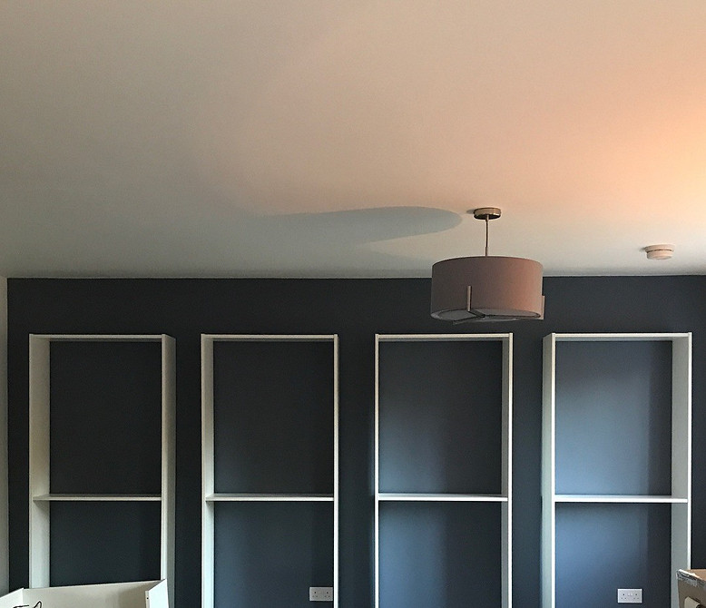 Стелаж Біллі Ікеа з плетеними кошиками: дизайн інтер'єру, зручне зберігання.