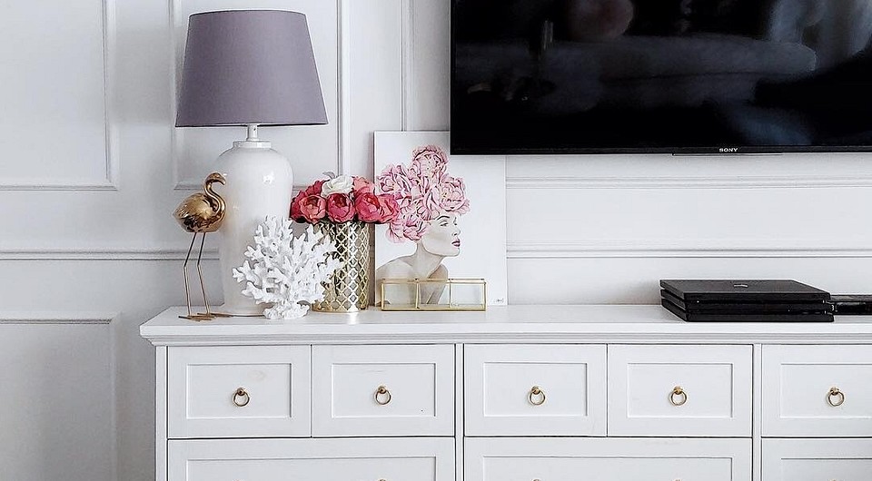 Комод в інтер'єрі: незвичайні ідеї для зберігання речей та реновації меблів.