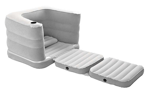 Зручні садові меблі: надувні дивани, підвісні крісла і гойдалки для комфортного відпочинку на дачі