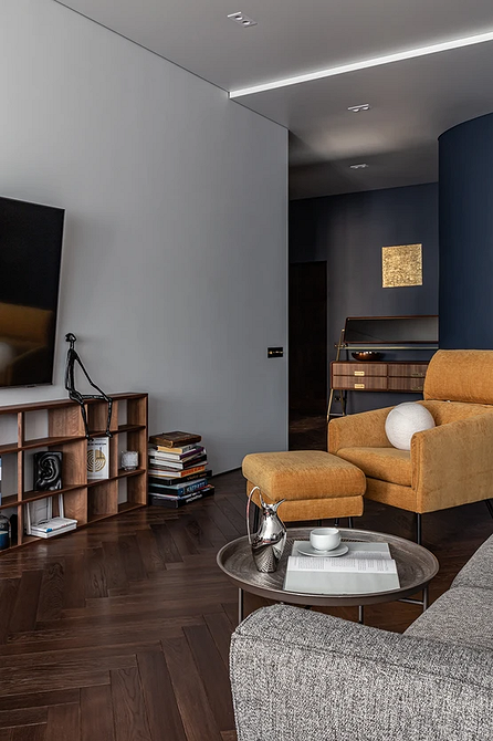 Неправильне розташування дивану: блокування природного освітлення та дискомфорт у кімнаті.