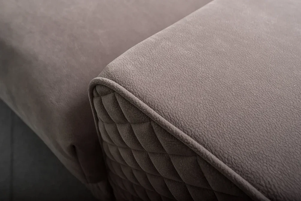 Тканина для меблів: вибір матеріалу, що витримує щоденне використання та легко чиститься