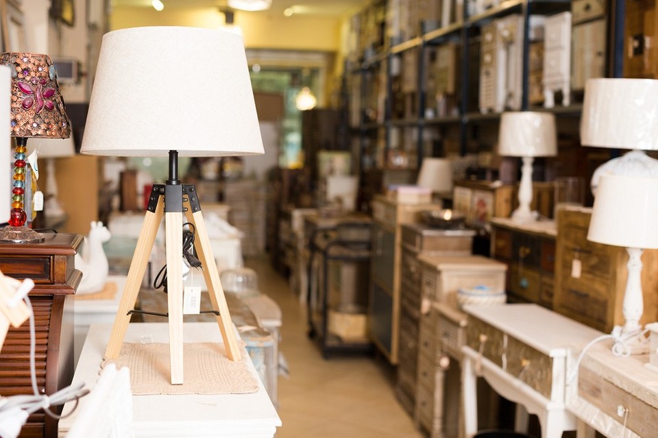 Предмети інтер'єру з секонд-хенду: коли економія може обернутися проблемами