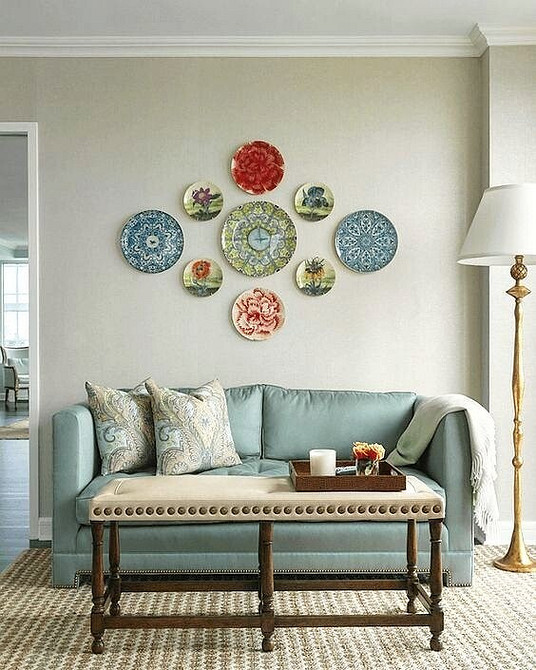 Неправильний вибір меблів для маленької спальні: ефективне зберігання речей