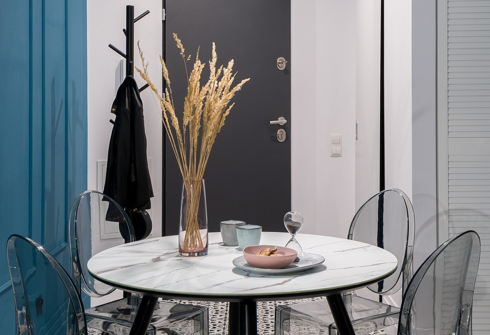 Шість предметів меблів, яких краще уникати у маленькій квартирі 2026