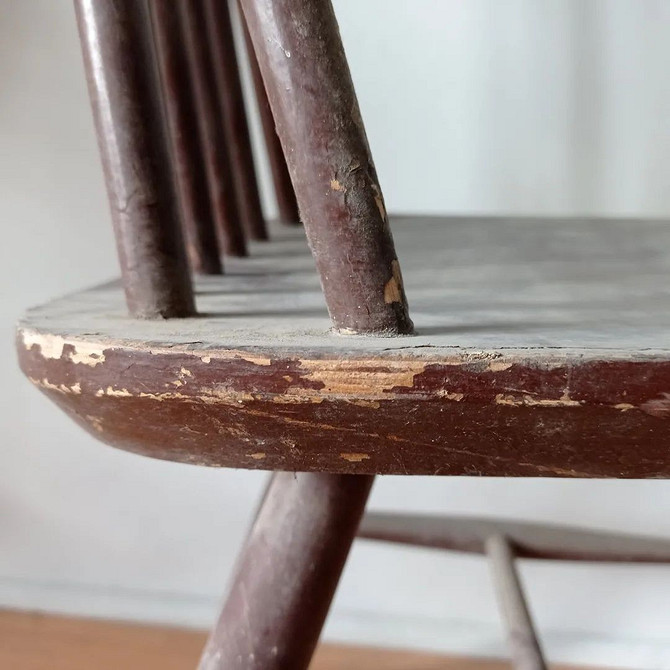 Реставрація меблів: декупаж старого стільця. Декор стільців 2026