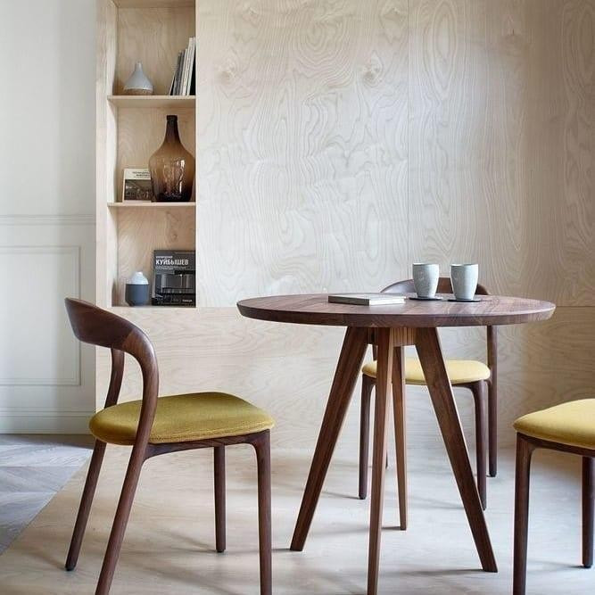 Декупаж тумбочки: оригінальна реставрація меблів своїми руками у 2026 році.