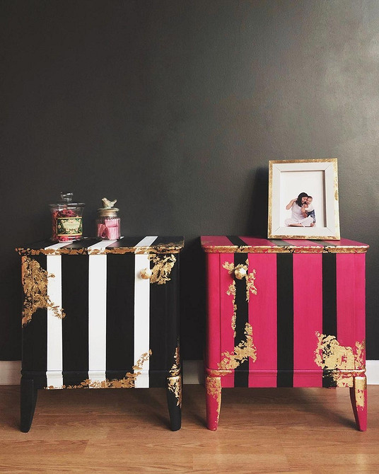 Реставрація шафи технікою кракелюр: Ефект старовини у 2026.