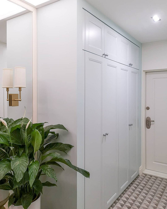 Типові помилки при проектуванні вбудованих шаф: як їх уникнути на етапі планування.