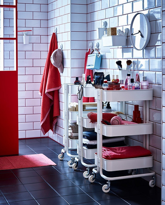 Компактні меблі IKEA 2026: стильне рішення для оптимізації простору в маленькій квартирі.