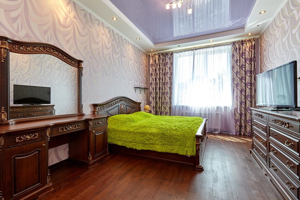 Приклад застарілого кухонного гарнітура: антитренди та поради щодо сучасного дизайну інтер'єру.