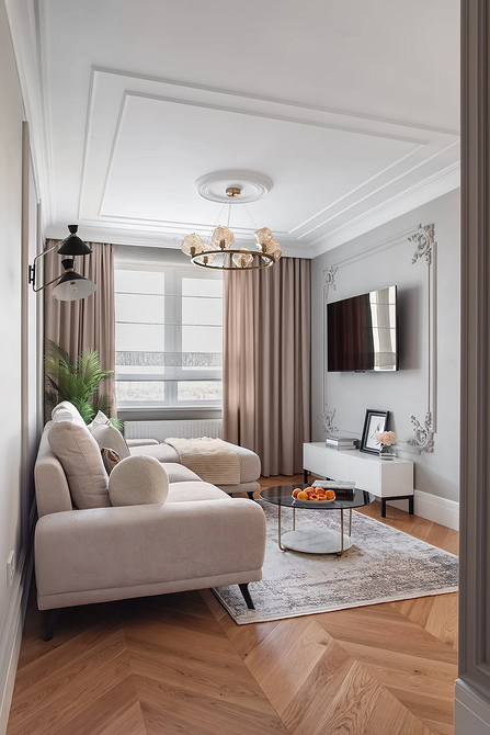 Кутовий бежевий диван Кутовий бежевий диван, що елегантно вписується в простір сучасного дизайну інтер'єру.