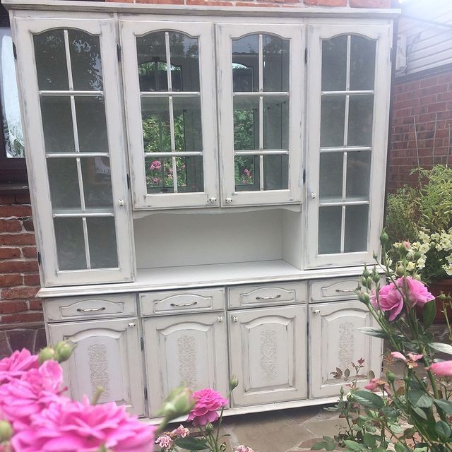 Надихаючі ідеї: реставрована меблева стінка, оновлення інтер'єру своїми руками.