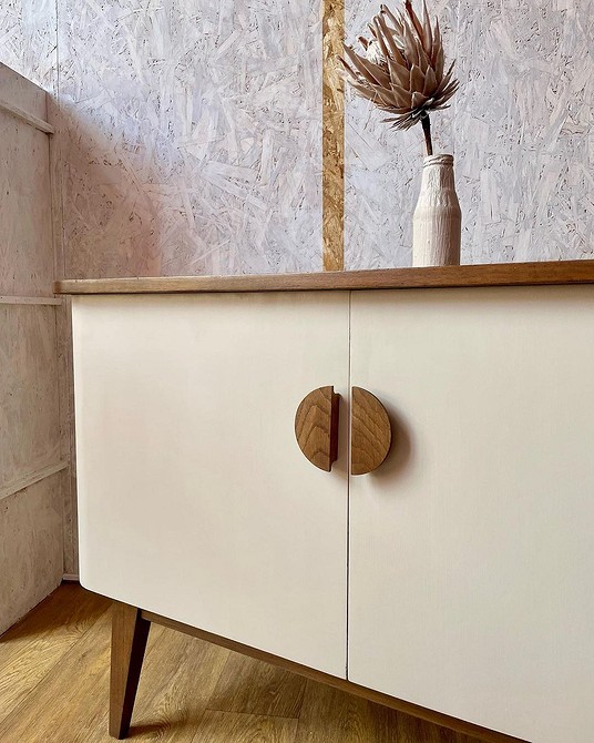 Покрокова інструкція з переробки тумбочки: DIY оновлення меблів вдома. Зроби сам.