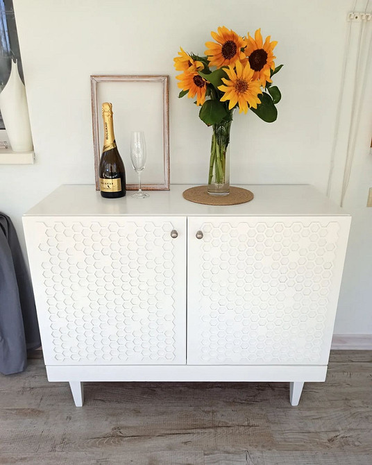 Декор старої тумбочки: перетворення своїми руками з мінімальним бюджетом. Ідея для дому.