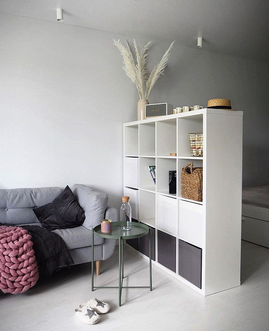 Каллакс: функціональний стелаж для організації домашнього офісу та робочого місця