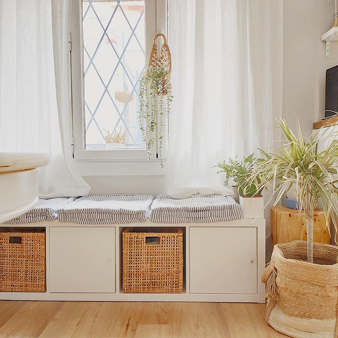 Каллакс в маленькій квартирі: розділення дитячої кімнати на зони для сну та гри.