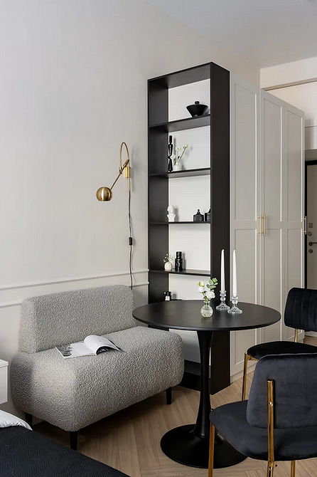 Трендові кольори диванів 2026: м'які пастельні відтінки для затишної вітальні.